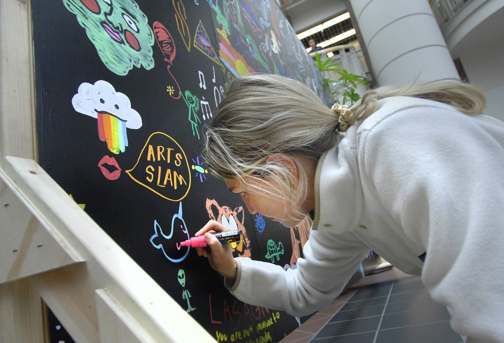 041319-blm-loc-2artslam